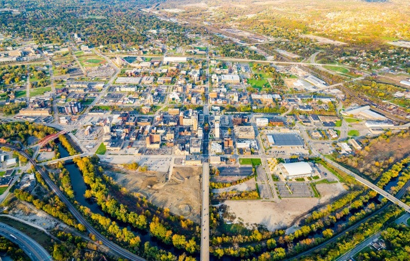 This photo shows an aerial shot of the city of Youngstown, Ohio.